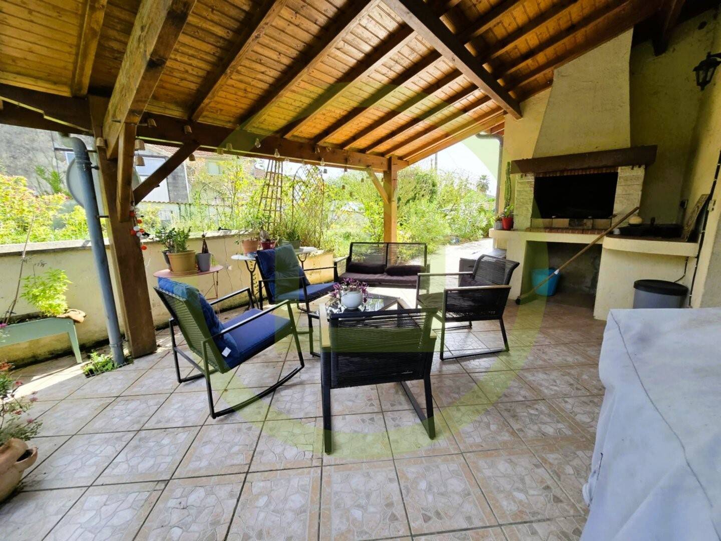 Maison à vendre, 148m², SAINT BONNET SUR GIRONDE