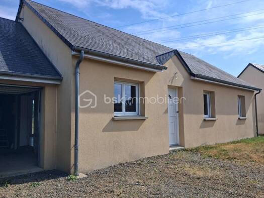 Maison de plain-pied à vendre 187 650 € 4 pièces 3 chambres 85 m² 1 297 m² de terrain Baudre 50000