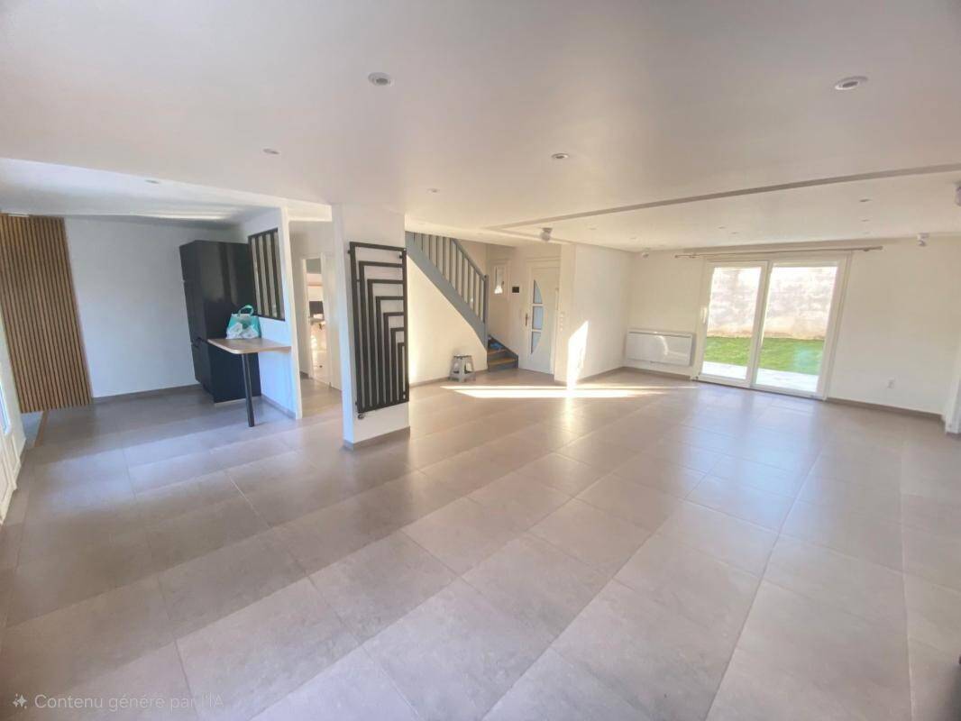 Maison à vendre, 137m², MEZIERES SUR SEINE