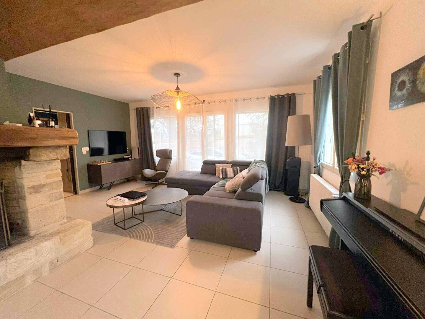 Maison à vendre, 163m², CHAUMONT EN VEXIN