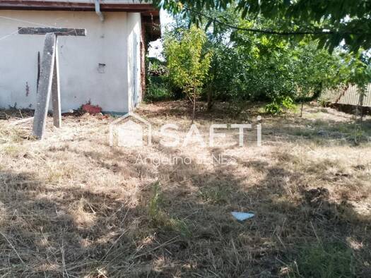 Maison de plain-pied à vendre 228 000 € 5 pièces 3 chambres 155 m² 510 m² de terrain Bayon-sur-Gironde 33710