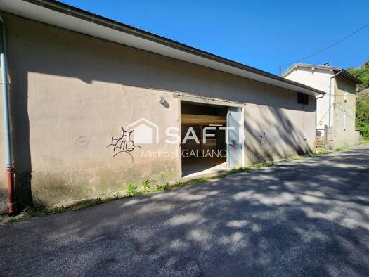 Local commercial à vendre 219 900 € 215 m² de surface de vente Centre Ville Nord Voiron 38500