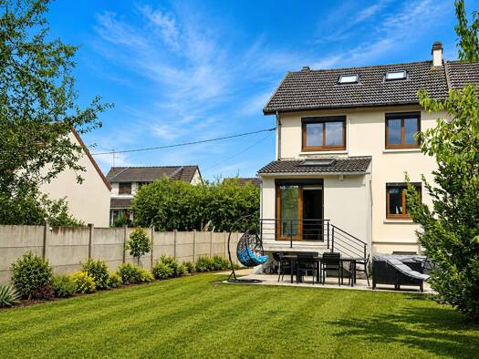 Maison à vendre 367 500 € 5 pièces 3 chambres 92 m² 360 m² de terrain Boissiere Trappes 78190