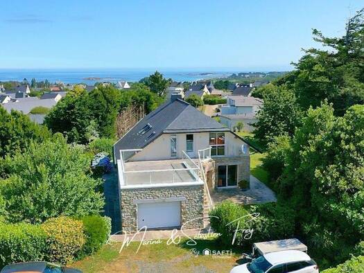 Maison à vendre 640 000 € 6 pièces 4 chambres 180 m² 1 550 m² de terrain Trévou-Tréguignec 22660