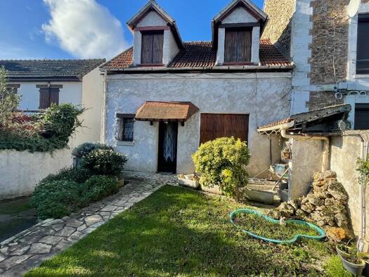 Maison à vendre 215 000 € 3 pièces 2 chambres 60 m² 700 m² de terrain Corbeil-Essonnes 91100