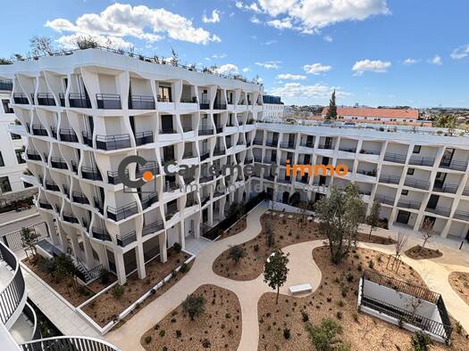 Appartement à louer - Première occupation 880 € 2 pièces 1 chambre 48 m² RDC/4 Montpellier 34000