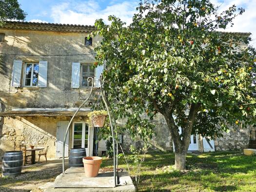 Ferme à vendre 419 000 € 8 pièces 5 chambres 233 m² 1 600 m² de terrain Sauzet 30190