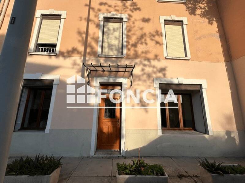 Maison à louer, 126m², LE CASTELLET