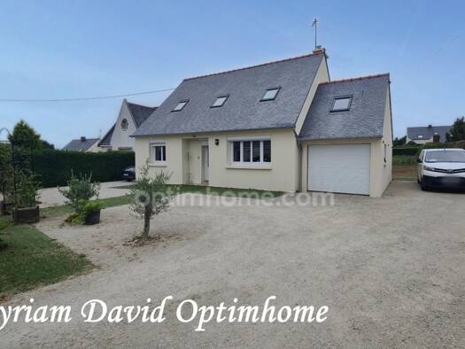 Maison à vendre 200 000 € 5 pièces 4 chambres 110 m² 1 340 m² de terrain Plouray 56770