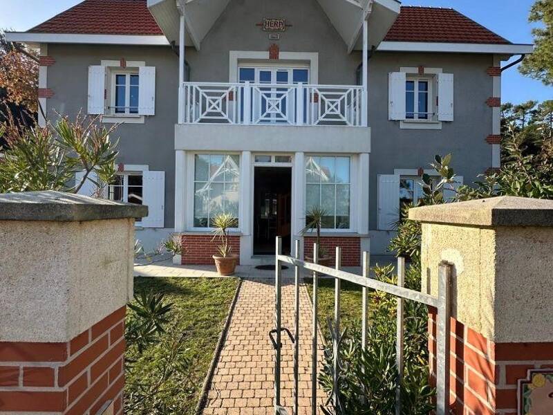 Maison à vendre, 135m², SOULAC SUR MER