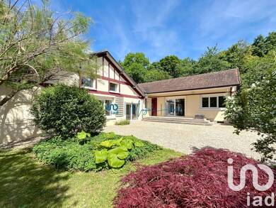 Maison à vendre 618 000 € 6 pièces 4 chambres 176 m² 2 060 m² de terrain Chartrettes 77590