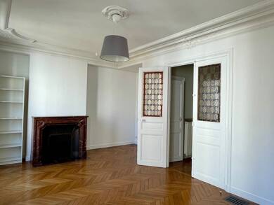 Appartement à louer 1 750 € 3 pièces 2 chambres 64 m² 1er étage Port sous la Lune Nogent-sur-Marne 94130
