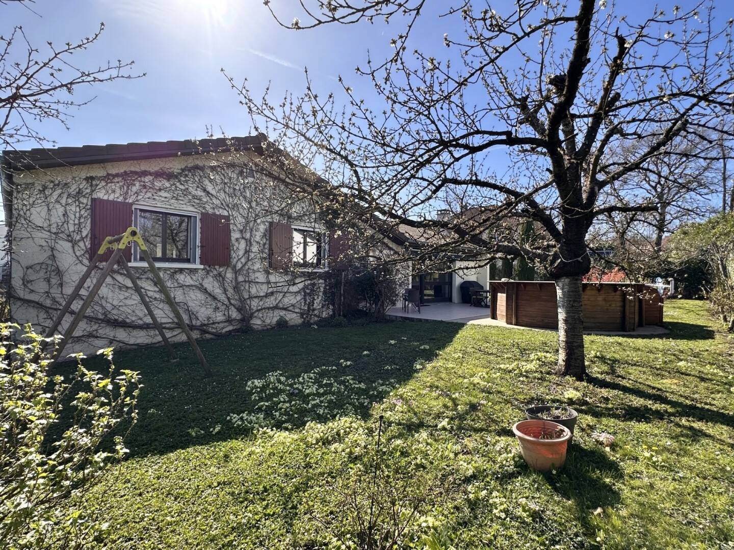 Maison à vendre, 167m², SAINT GENIS LES OLLIERES