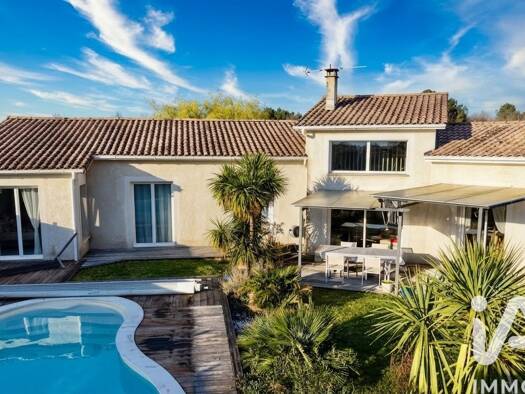 Maison de plain-pied à vendre 397 000 € 5 pièces 4 chambres 154 m² 923 m² de terrain Listrac-Médoc 33480