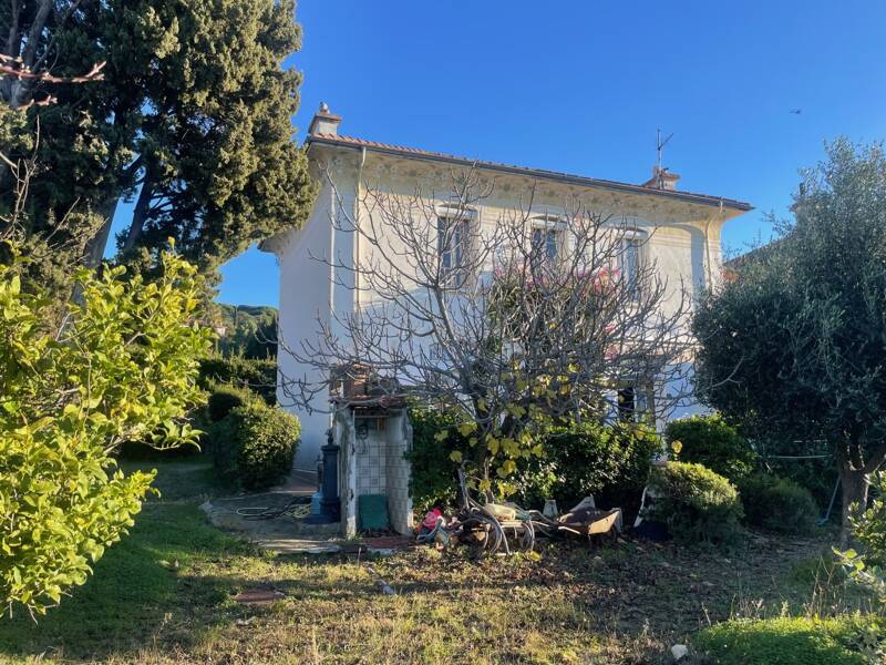 Maison à vendre, 121m², LA CROIX VALMER