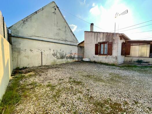 Maison à vendre 77 000 € 2 pièces 1 chambre 46 m² 140 m² de terrain Laigneville 60290