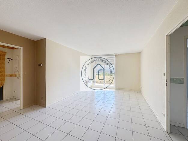 Appartement à vendre 137 500 € 2 pièces 1 chambre 50,4 m² Dernier étage, Étage 2/2 Le Mariel Aucamville 31140