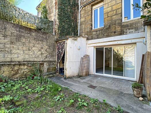 Immeuble à vendre 595 125 € 153 m² Bordeaux 33000