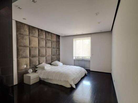 Duplex à louer 5 350 € 4 pièces 3 chambres 162,1 m² 3ème étage Tête d'Or Lyon 6ème arrondissement 69006