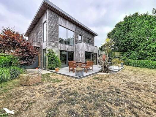 Maison à vendre 525 000 € 6 pièces 4 chambres 142 m² 681 m² de terrain Bourg Sud Guilers 29820