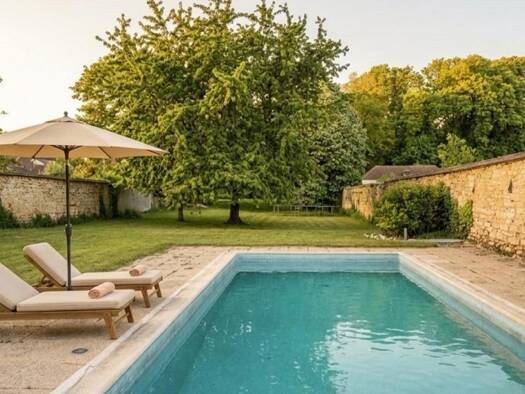 Maison à vendre 575 000 € 9 pièces 5 chambres 283 m² 2 150 m² de terrain Magny-en-Vexin 95420