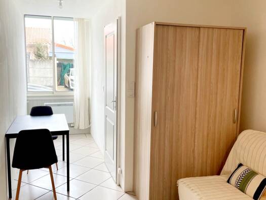 Appartement à vendre 103 000 € 1 pièce 2 chambres 31 m² RDC/2 Leclerc Cholet 49300