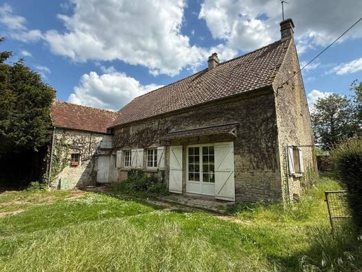 Maison à vendre 89 300 € 2 pièces 1 chambre 76 m² 775 m² de terrain Gouffern en Auge 61200