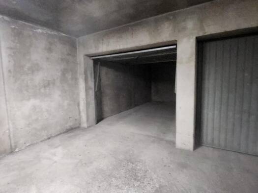 Parking à vendre 29 500 € 13 m² Centre Annemasse 74100