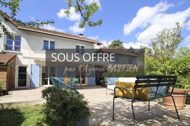 Maison à vendre 550 000 € 5 pièces 4 chambres 100 m² 340 m² de terrain Ouest Gex 01170