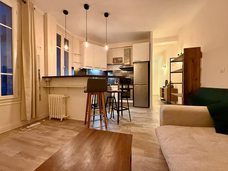 Maison à louer, 40m², PARIS 18E