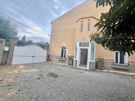 Maison à louer 860 € 4 pièces 3 chambres 105 m² 180 m² de terrain Barbaira 11800