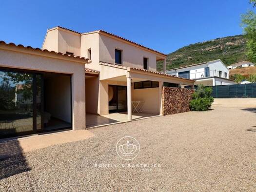 Maison à vendre 1 220 000 € 10 pièces 280 m² Coggia 20118