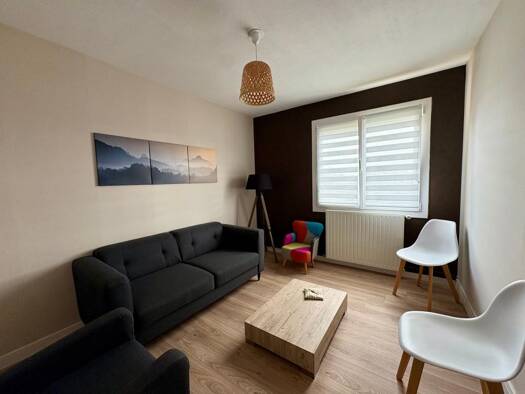 Appartement à vendre 125 670 € 3 pièces 2 chambres 75,9 m² RDC Centre Ville Niort 79000