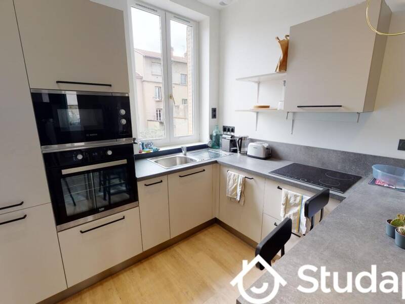 Maison à louer, 57m², LYON 8E