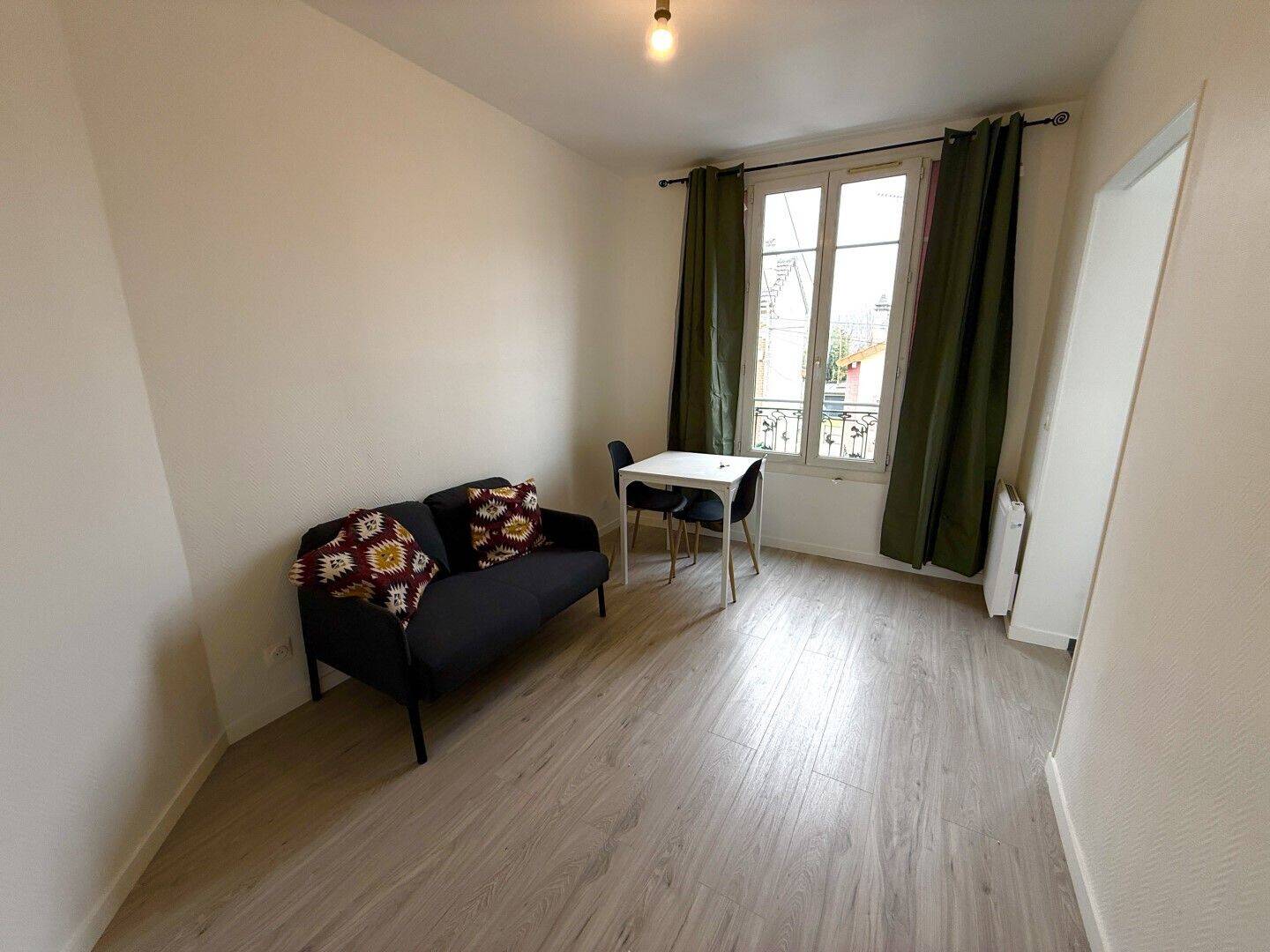 Maison à louer, 28m², EPINAY SUR SEINE