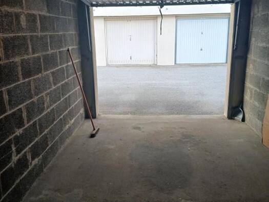 Parking à louer 130 € 15 m² Pont-du-Las Toulon 83200