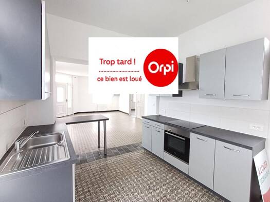 Appartement à louer 705 € 3 pièces 2 chambres 69 m² RDC Strazeele 59270
