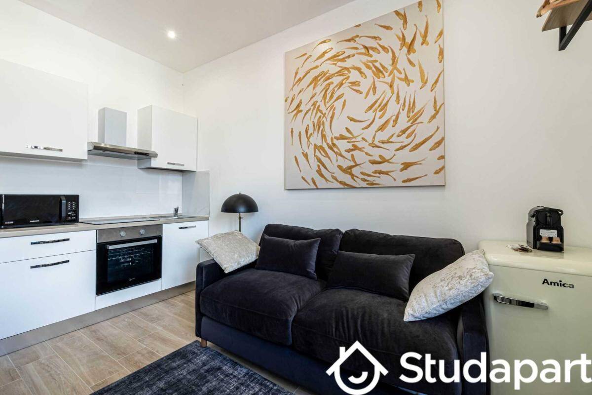 Maison à louer, 13m², CANNES