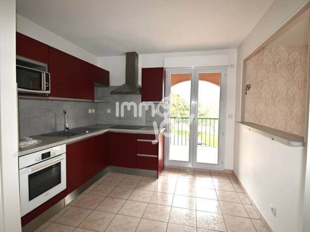 Appartement à louer 900 € 3 pièces 2 chambres 81,6 m² Étage 2/3 Sud Ouest Auterive 31190