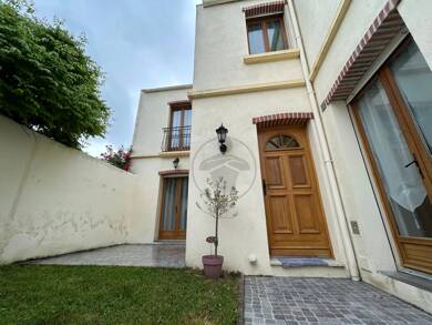 Maison à vendre 179 500 € 5 pièces 3 chambres 113 m² Saint Martin-Cité des Aviateurs Saint-Quentin 02100
