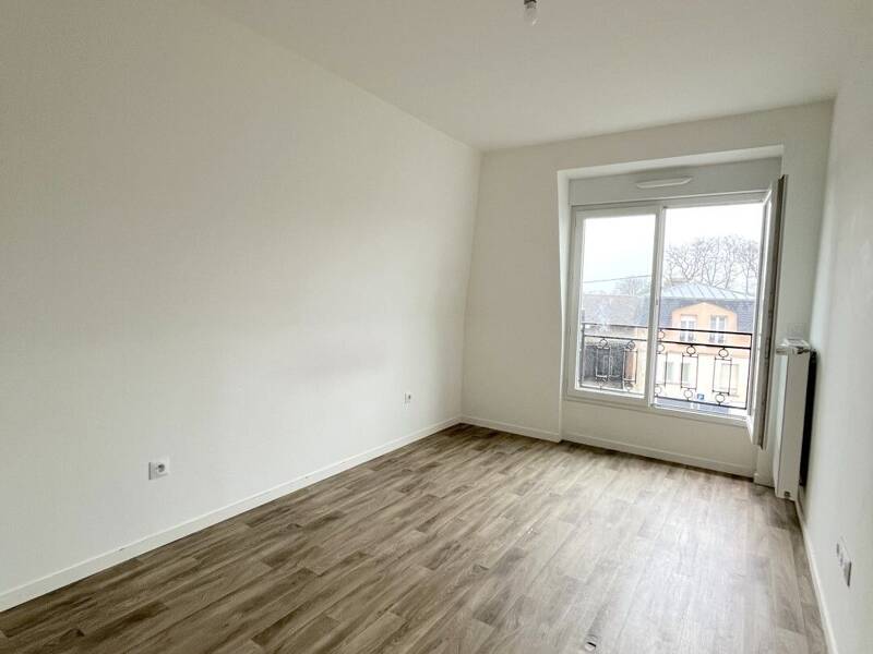 Maison à louer, 44m², SAINTE GENEVIEVE DES BOIS