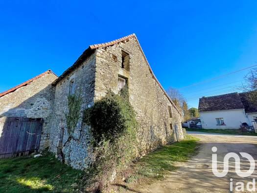 Maison à vendre 19 000 € 1 pièce 1 chambre 50 m² Angles-sur-l'Anglin 86260