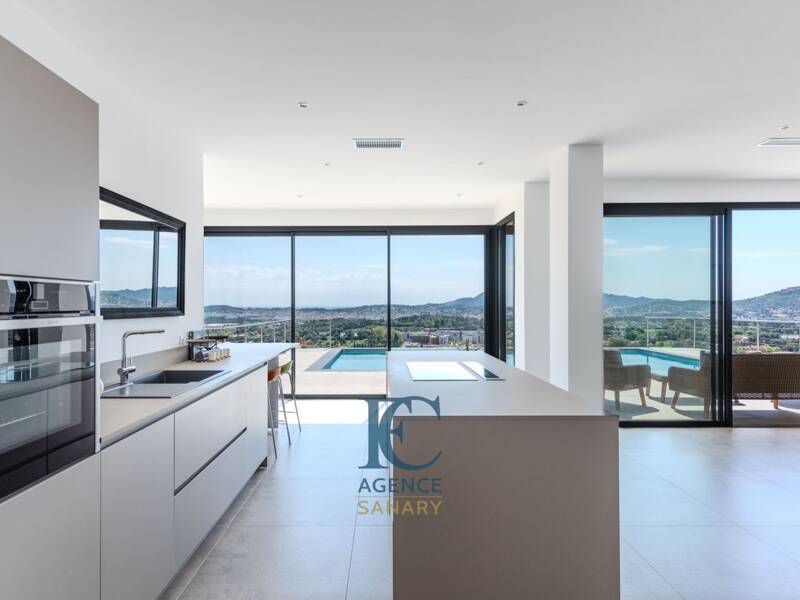 Maison à vendre, 244m², OLLIOULES