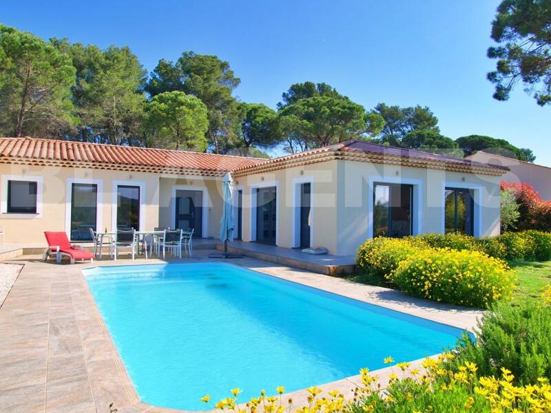 Maison à vendre, 186m², BAGNOLS EN FORET