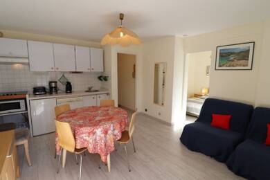 Appartement à louer 600 € 1 pièce 29 m² Étage 1/2 Agglomeration Carnac 56340