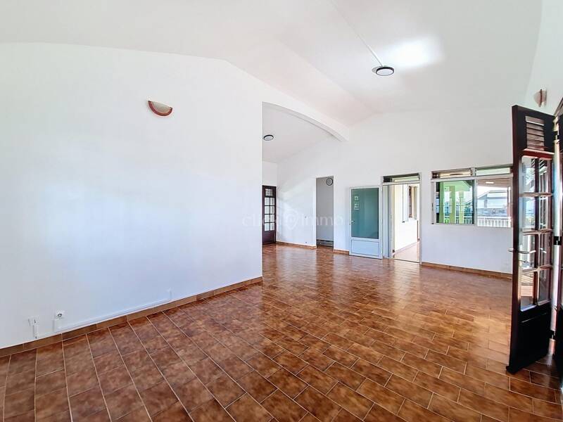 Maison à louer, 120m², LE GOSIER