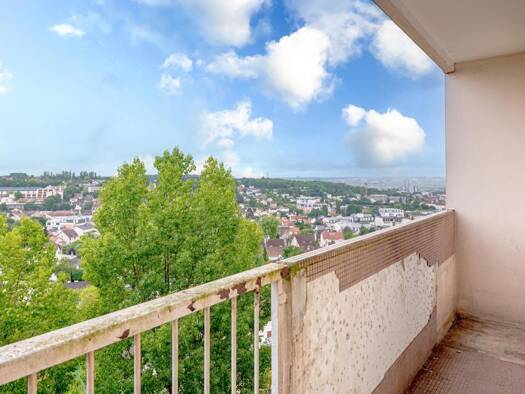 Appartement à vendre 160 000 € 3 pièces 2 chambres 72 m² Étage 8/8 Les Grands Coteaux Gagny 93220