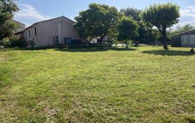 Terrain constructible à vendre 69 000 € 875 m² de terrain Réalmont 81120