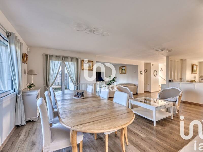 Maison à vendre, 237m², LAGNY SUR MARNE