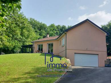 Maison de plain-pied à vendre 304 500 € 6 pièces 4 chambres 130 m² 3 453 m² de terrain Ouest Villefranche de Rouergue 12200